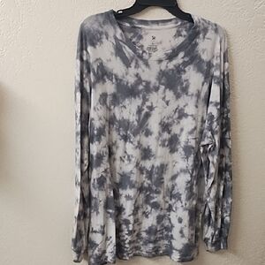 SO Gray Tie-Dye Long Sleeve Top